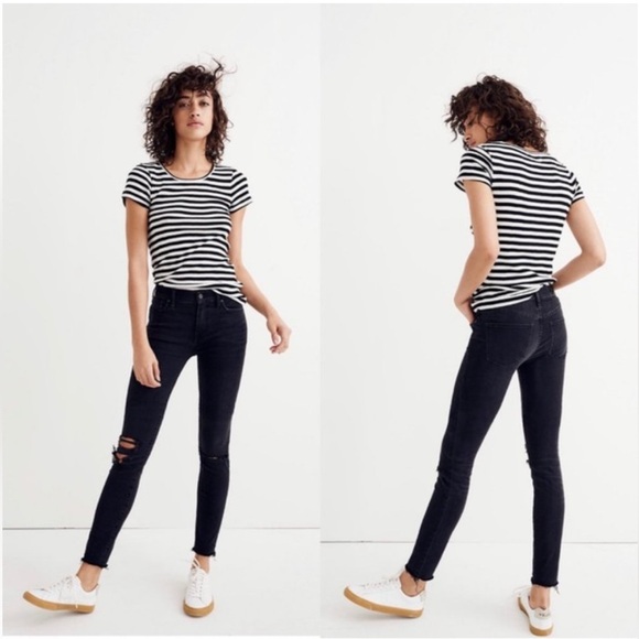 Madewell 9" Mid-Rise Skinny Jeans in Black Sea - Picture 2 of 13